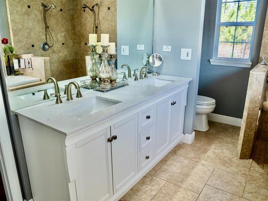 Bathroom, Dual Sink Vanities, Interior