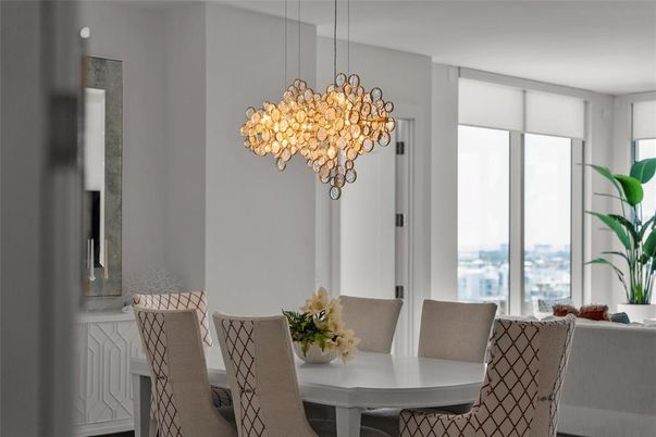 Chandelier, Dining room, Interior, Pendant Lights