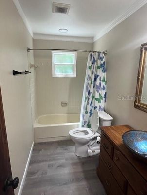 Bathroom, Interior, Recessed Lighting, Wood Texture Flooring