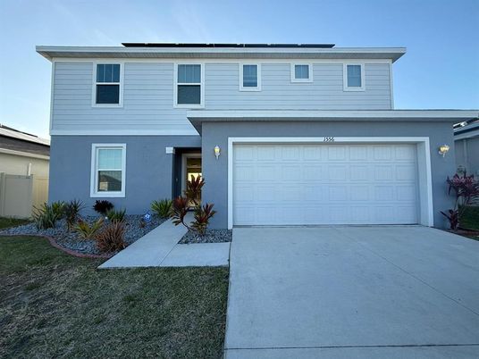 Attached, Exterior, Facade, Modern