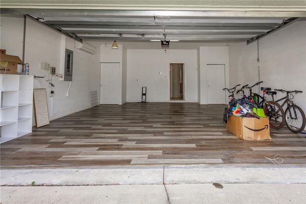 Garage, Interior, Wood Texture Flooring