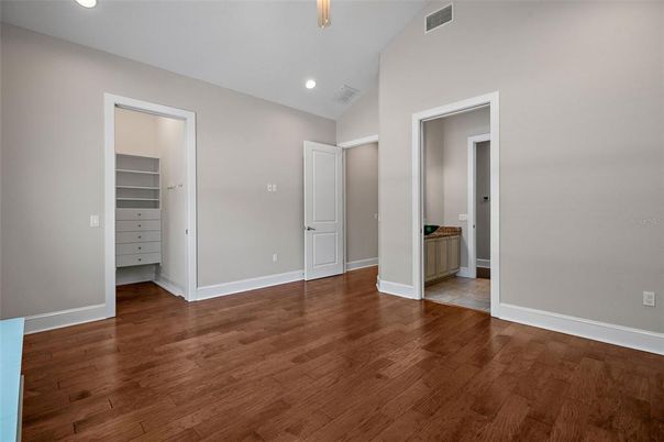 Empty room, Interior, Recessed Lighting, Wood Texture Flooring