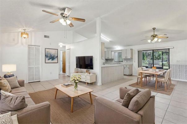 Dining room, Interior, Kitchen, Living room