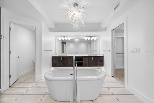 Bathroom, Dual Sink Vanities, Free Standing Baths, Interior