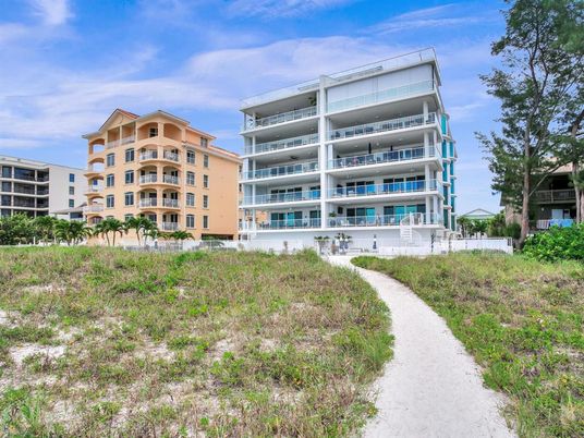 Exterior, Facade, Condo Building