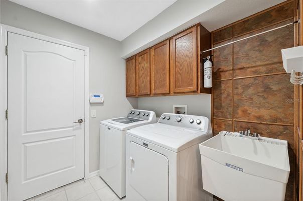 Interior, Washer
