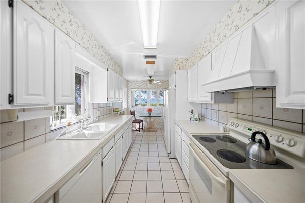 Dining room, Interior, Kitchen