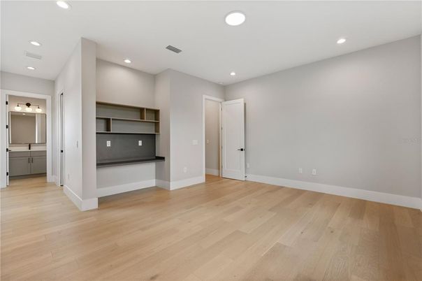 Empty room, Interior, Recessed Lighting, Wood Texture Flooring