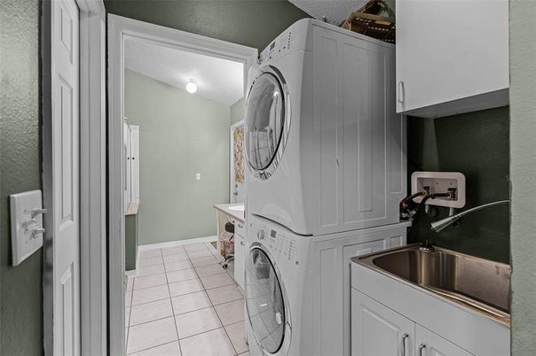 Interior, Utility Closets, Washer