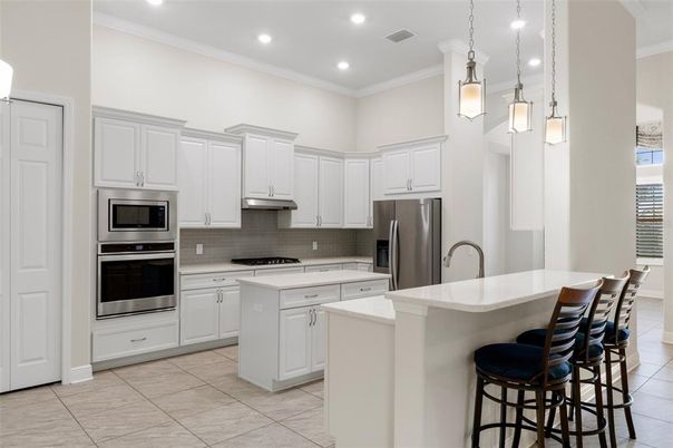 Interior, Kitchen, Pendant Lights, Recessed Lighting, Stainless Steel Appliances