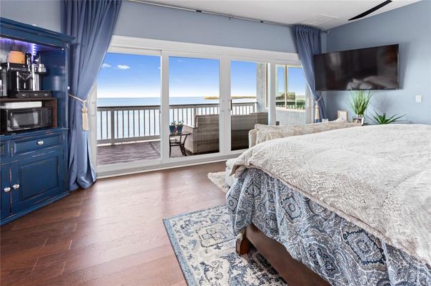 Bedroom, Interior, Water, Wood Texture Flooring