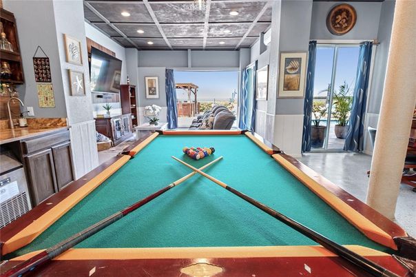 Billiard Table, Fitness Equipment, Game Room, Interior, Recessed Lighting