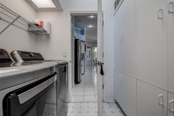 Interior, Recessed Lighting, Washer