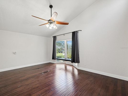 Empty room, Interior, Wooden Beams, Wood Texture Flooring