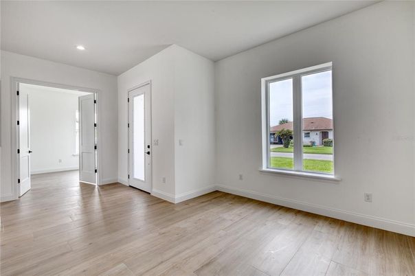 Empty room, Interior, Recessed Lighting, Wood Texture Flooring