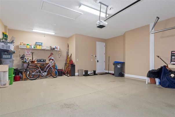 Garage, Interior