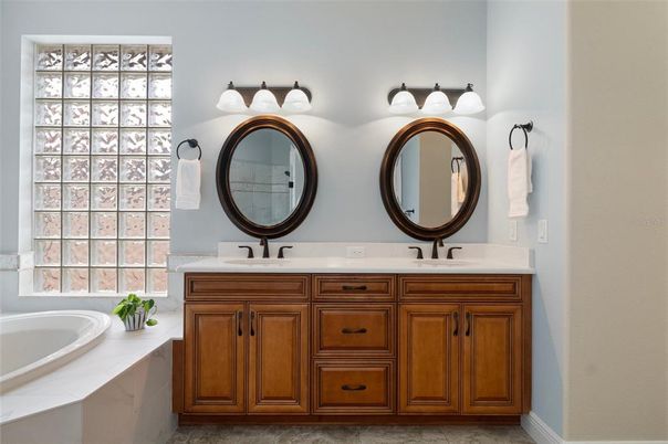 Bathroom, Dual Sink Vanities, Interior