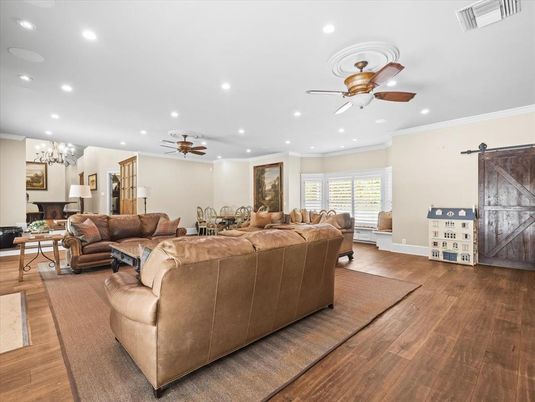 Chandelier, Dining room, Interior, Living room, Recessed Lighting, Wood Texture Flooring