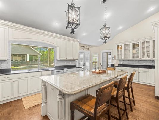 Interior, Kitchen, Pendant Lights, Recessed Lighting, Wood Texture Flooring