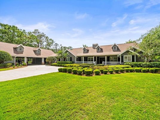 Backyard, Exterior, Facade, Cape Cod
