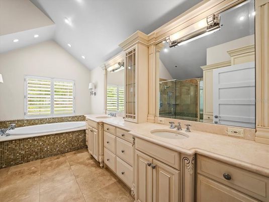 Bathroom, Dual Sink Vanities, Glass Shower, Interior, Recessed Lighting