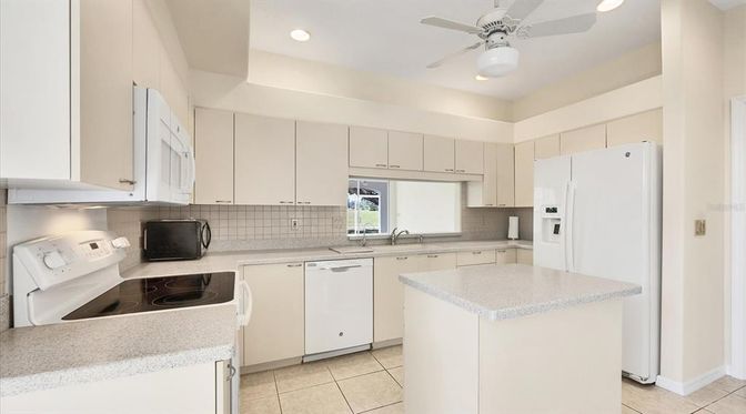 Interior, Kitchen, Recessed Lighting