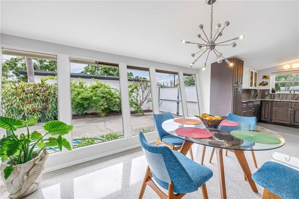 Dining room, Interior, Kitchen, Pendant Lights
