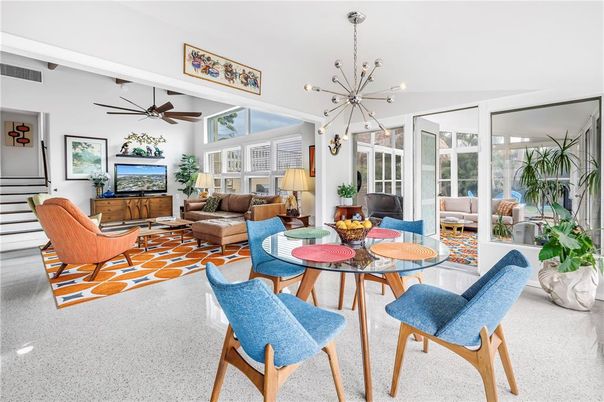 Dining room, Interior, Living room, Pendant Lights
