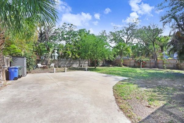 Backyard, Exterior