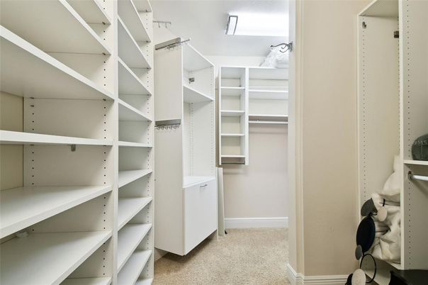 Interior, Walk-in Closets
