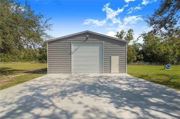 Backyard, Detached Garage, Exterior