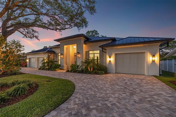 Attached, Backyard, Exterior, Facade, Solar Panels, Modern