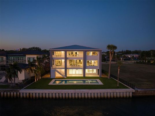 Exterior, Facade, Pool, None