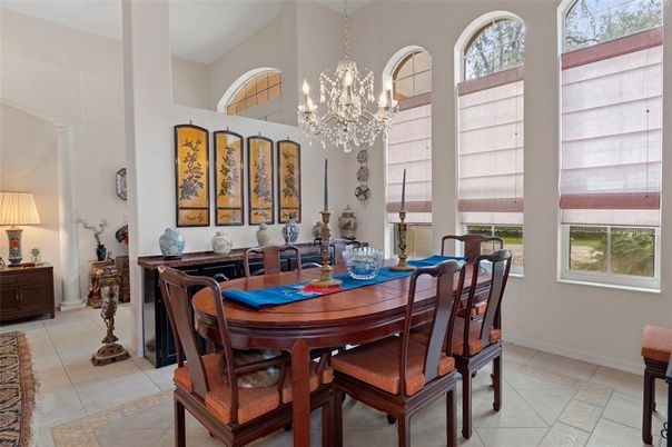 Chandelier, Dining room, Interior