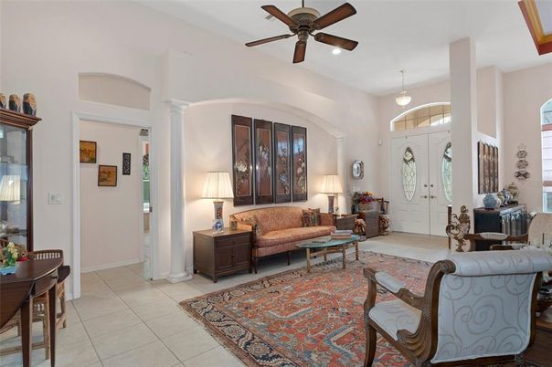 Interior, Living room, Pendant Lights, Recessed Lighting