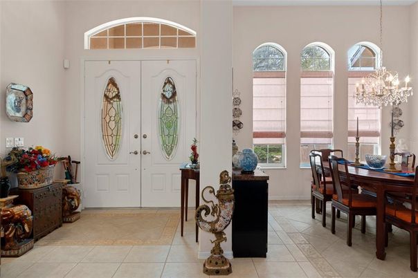 Chandelier, Dining room, Interior