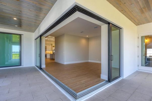 Empty room, Interior, Recessed Lighting, Wooden Ceilings, Wood Texture Flooring
