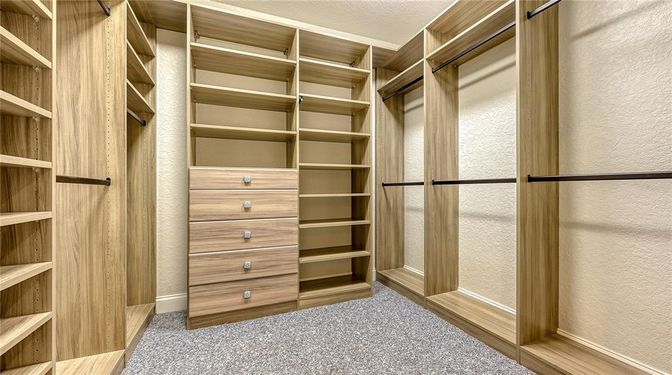 Interior, Walk-in Closets