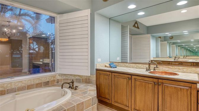 Bathroom, Interior, Recessed Lighting, Tile Countertops