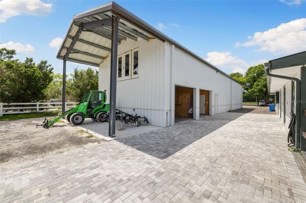 Backyard, Exterior