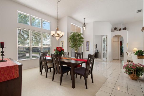 Chandelier, Dining room, Interior, Pendant Lights