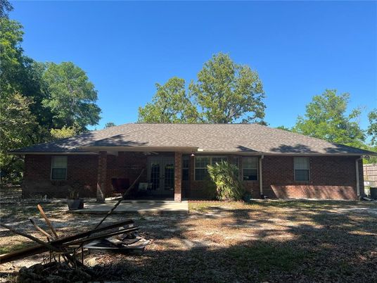 Exterior, Facade, Brick Facade, Ranch