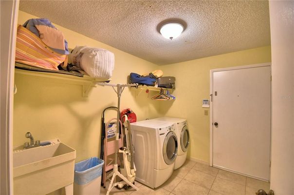 Interior, Washer