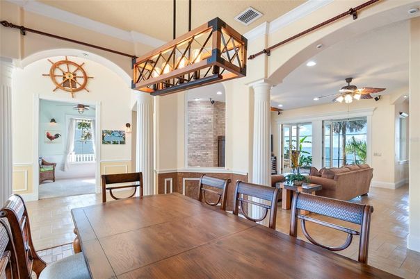 Dining room, Interior, Pendant Lights, Recessed Lighting
