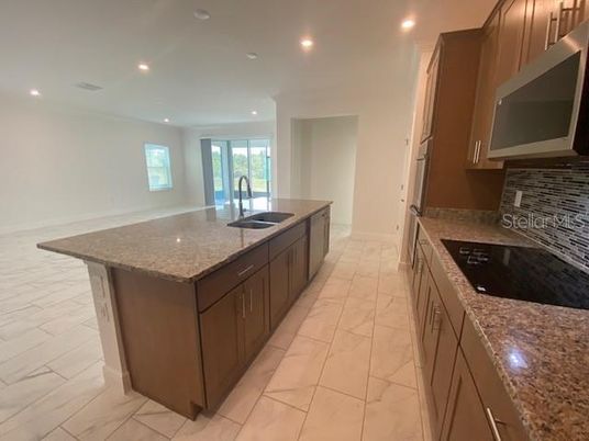 Interior, Kitchen, Marble, Recessed Lighting