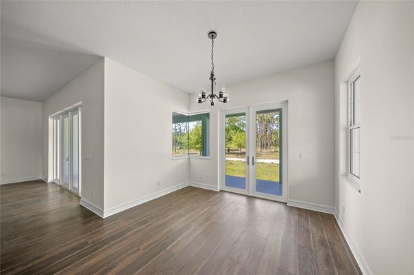 Empty room, Interior, Pendant Lights, Wood Texture Flooring