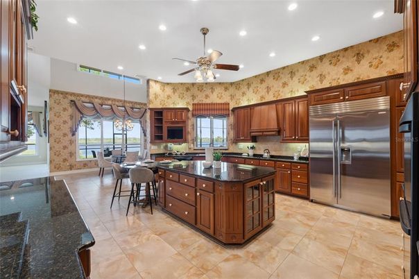 Dining room, Interior, Kitchen, Recessed Lighting, Stainless Steel Appliances