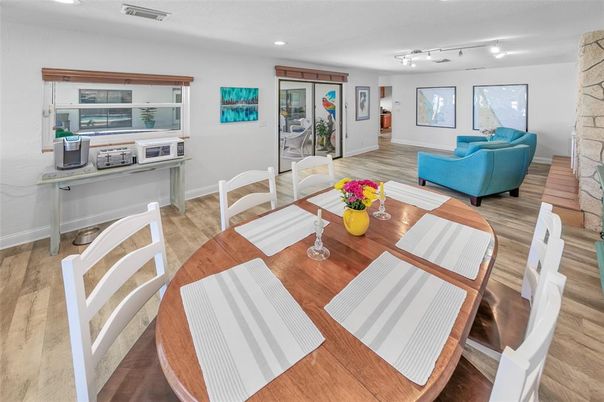 Dining room, Interior, Living room, Recessed Lighting, Wood Texture Flooring