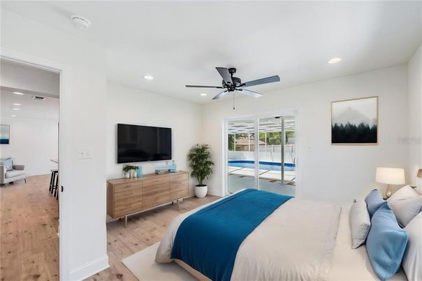 Bedroom, Interior, Recessed Lighting, Wood Texture Flooring