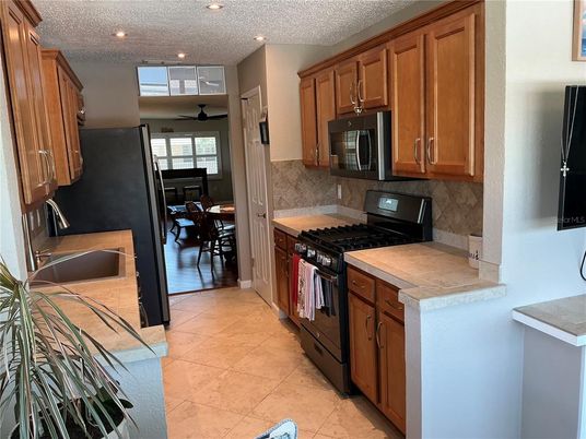 Dining room, Interior, Kitchen, Recessed Lighting